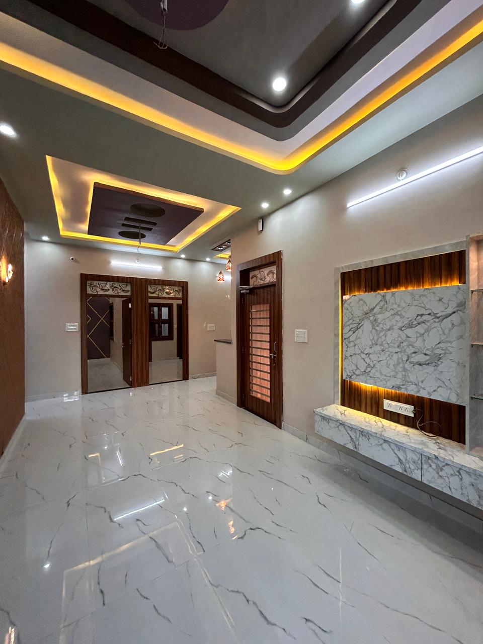 Independent House photo 2